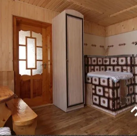 на долоні 2 Apartment