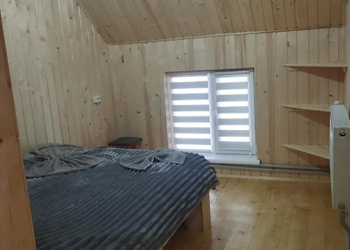на долоні 2 Daire
